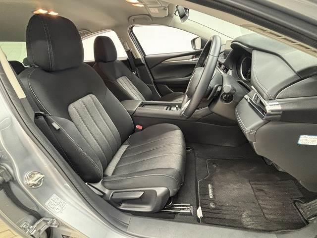 ＭＡＺＤＡ６セダン ２０Ｓ　純正８．８型ナビ／バックカメラ／Ｂｌｕｅｔｏｏｔｈ／アイドリングストップ／クリアランスソナー／追従クルコン／ＢＳＭ／ＥＴＣ／ＬＥＤ／スマートキー／オートエアコン／オートライト／純正１７インチアルミ（5枚目）