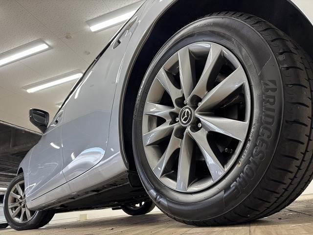 ＭＡＺＤＡ６セダン ２０Ｓ　純正８．８型ナビ／バックカメラ／Ｂｌｕｅｔｏｏｔｈ／アイドリングストップ／クリアランスソナー／追従クルコン／ＢＳＭ／ＥＴＣ／ＬＥＤ／スマートキー／オートエアコン／オートライト／純正１７インチアルミ（19枚目）