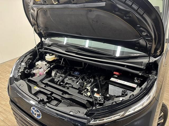 ヴォクシー ハイブリッドＳ－Ｚ　純正１０．５インチナビ／地デジ／バックカメラ／前後席シートヒーター／ＣＤ・ＤＶＤ／パワーゲート／ハーフレザー／レーダークルコン／ＡＣ電源／ＬＥＤヘッドライト／オートハイビーム／ＥＴＣ（18枚目）