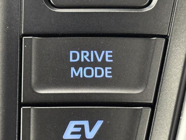 ヴォクシー ハイブリッドＳ－Ｚ　純正１０．５インチナビ／地デジ／バックカメラ／前後席シートヒーター／ＣＤ・ＤＶＤ／パワーゲート／ハーフレザー／レーダークルコン／ＡＣ電源／ＬＥＤヘッドライト／オートハイビーム／ＥＴＣ（38枚目）