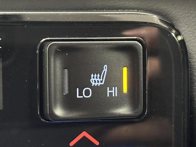 ヴォクシー ハイブリッドＳ－Ｚ　純正１０．５インチナビ／地デジ／バックカメラ／前後席シートヒーター／ＣＤ・ＤＶＤ／パワーゲート／ハーフレザー／レーダークルコン／ＡＣ電源／ＬＥＤヘッドライト／オートハイビーム／ＥＴＣ（42枚目）