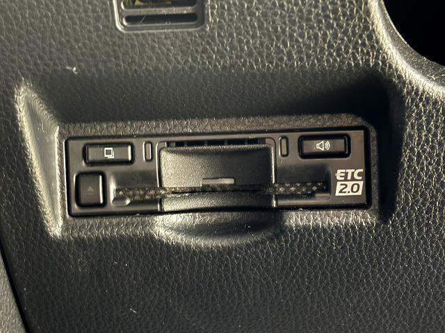 ヴォクシー ハイブリッドＳ－Ｚ　純正１０．５インチナビ／地デジ／バックカメラ／前後席シートヒーター／ＣＤ・ＤＶＤ／パワーゲート／ハーフレザー／レーダークルコン／ＡＣ電源／ＬＥＤヘッドライト／オートハイビーム／ＥＴＣ（43枚目）