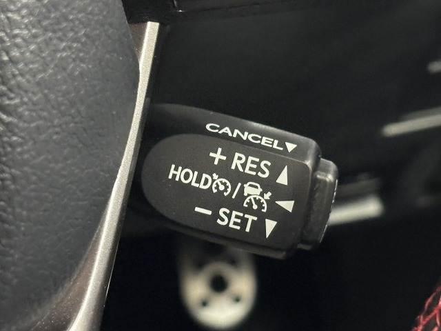 ハイラックス Ｚ“ＧＲ　ＳＰＯＲＴ”　ワンオーナー／ＧＲスポーツバー／ドレスアップマフラー／純正ナビ／全方位カメラ／寒冷地／レーンキープアシスト／ダウンヒルアシスト／リアデフロック／クリアランスソナー／ハーフレザー／パワーシート（8枚目）