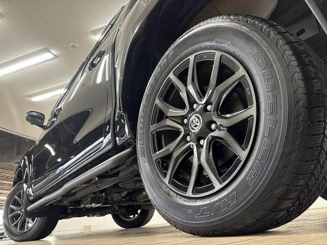 ハイラックス Ｚ“ＧＲ　ＳＰＯＲＴ”　ワンオーナー／ＧＲスポーツバー／ドレスアップマフラー／純正ナビ／全方位カメラ／寒冷地／レーンキープアシスト／ダウンヒルアシスト／リアデフロック／クリアランスソナー／ハーフレザー／パワーシート（19枚目）
