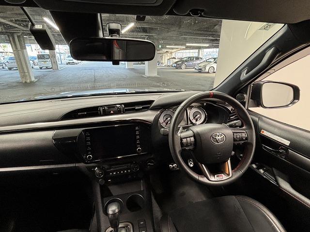 ハイラックス Ｚ“ＧＲ　ＳＰＯＲＴ”　ワンオーナー／ＧＲスポーツバー／ドレスアップマフラー／純正ナビ／全方位カメラ／寒冷地／レーンキープアシスト／ダウンヒルアシスト／リアデフロック／クリアランスソナー／ハーフレザー／パワーシート（22枚目）