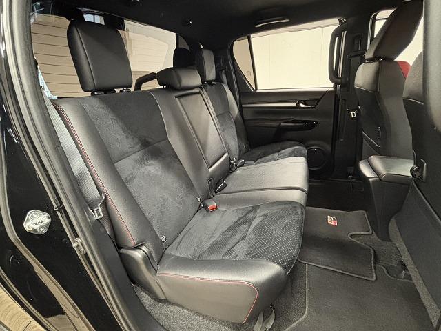 ハイラックス Ｚ“ＧＲ　ＳＰＯＲＴ”　ワンオーナー／ＧＲスポーツバー／ドレスアップマフラー／純正ナビ／全方位カメラ／寒冷地／レーンキープアシスト／ダウンヒルアシスト／リアデフロック／クリアランスソナー／ハーフレザー／パワーシート（25枚目）