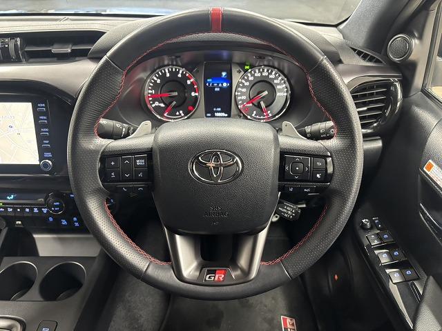 ハイラックス Ｚ“ＧＲ　ＳＰＯＲＴ”　ワンオーナー／ＧＲスポーツバー／ドレスアップマフラー／純正ナビ／全方位カメラ／寒冷地／レーンキープアシスト／ダウンヒルアシスト／リアデフロック／クリアランスソナー／ハーフレザー／パワーシート（30枚目）