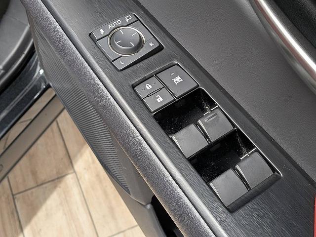 ＵＸ ＵＸ２５０ｈ　Ｆスポーツ　赤革シート／純正１０．３型ナビ地デジ／バックカメラ／ＥＮＫＥＩ１８インチＡＷ／追従クルコン／ＢＳＭ／パワーシート／シートヒーター／電動リアゲート／ＬＥＤヘッドライト／ＥＴＣ／オートハイビーム（32枚目）