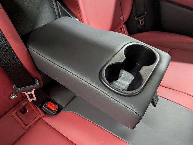 ＵＸ ＵＸ２５０ｈ　Ｆスポーツ　赤革シート／純正１０．３型ナビ地デジ／バックカメラ／ＥＮＫＥＩ１８インチＡＷ／追従クルコン／ＢＳＭ／パワーシート／シートヒーター／電動リアゲート／ＬＥＤヘッドライト／ＥＴＣ／オートハイビーム（34枚目）