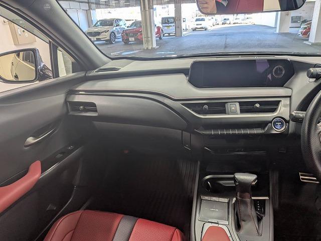 ＵＸ ＵＸ２５０ｈ　Ｆスポーツ　赤革シート／純正１０．３型ナビ地デジ／バックカメラ／ＥＮＫＥＩ１８インチＡＷ／追従クルコン／ＢＳＭ／パワーシート／シートヒーター／電動リアゲート／ＬＥＤヘッドライト／ＥＴＣ／オートハイビーム（37枚目）