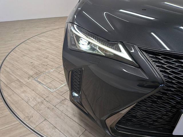 ＵＸ ＵＸ２５０ｈ　Ｆスポーツ　赤革シート／純正１０．３型ナビ地デジ／バックカメラ／ＥＮＫＥＩ１８インチＡＷ／追従クルコン／ＢＳＭ／パワーシート／シートヒーター／電動リアゲート／ＬＥＤヘッドライト／ＥＴＣ／オートハイビーム（71枚目）