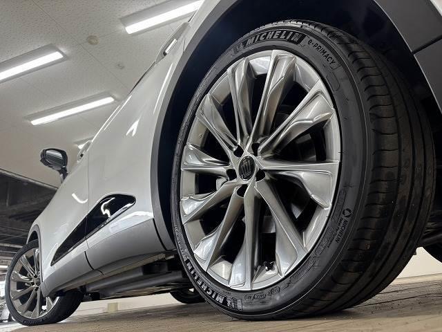 クラウンクロスオーバー Ｇアドバンスド・レザーパッケージ　純正１２．３型ナビ地デジ／全周囲／革シート／シートベンチレーション／パワーシート／ＢＳＭ／追従クルコン／電動リアゲート／オートハイビーム／ＬＥＤヘッドライト／ＥＴＣ／スマートキー（19枚目）