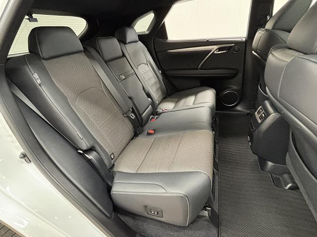 お問い合わせは０１２０−７０−４０９２まで。専門店だからこその知識・経験豊富な、熟練したスタッフ達が、お客様に適した一台をご案内致します。