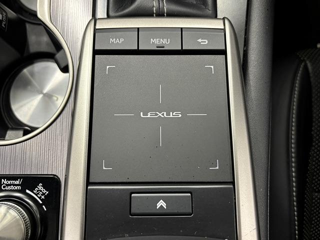 お問い合わせは０１２０−７０−４０９２まで。専門店だからこその知識・経験豊富な、熟練したスタッフ達が、お客様に適した一台をご案内致します。