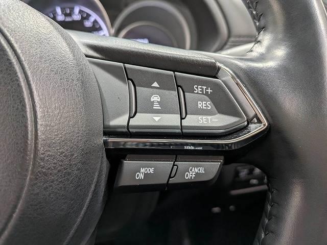 【アダプティブクルーズコントロールシステム】高速走行や、渋滞での走行時でも、先行車との車間を維持しながらの走行が可能☆