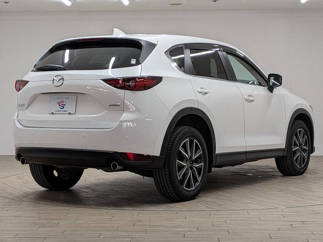 お問い合わせは０１２０−７０−４０９２まで。専門店だからこその知識・経験豊富な、熟練したスタッフ達が、お客様に適した一台をご案内致します。