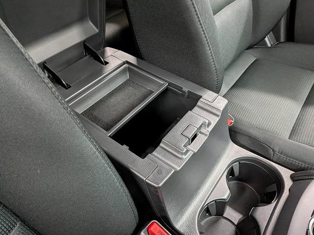 お問い合わせは０１２０−７０−４０９２まで。専門店だからこその知識・経験豊富な、熟練したスタッフ達が、お客様に適した一台をご案内致します。