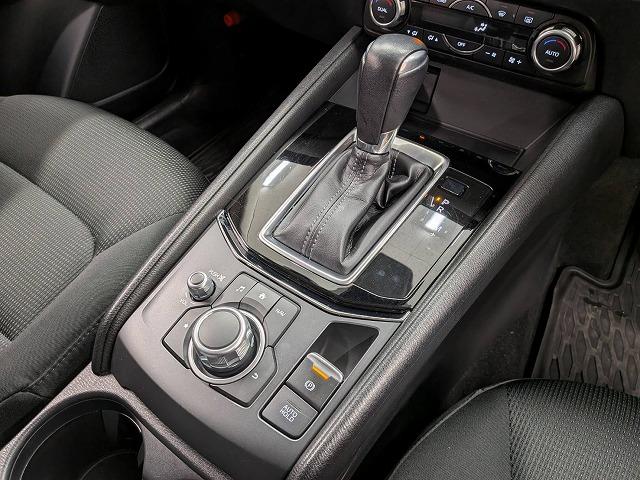 お問い合わせは０１２０−７０−４０９２まで。専門店だからこその知識・経験豊富な、熟練したスタッフ達が、お客様に適した一台をご案内致します。