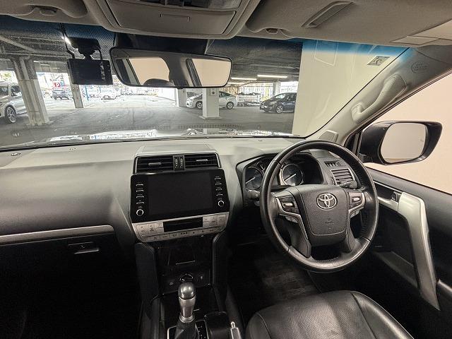 ランドクルーザープラド ＴＸ　Ｌパッケージ・ブラックエディション　特別仕様車／黒革／シートベンチレーション／パワーシート／純正９インチナビ／全方位カメラ／レーダークルコン／レーンキープアシスト／ＬＥＤヘッドライト／オートハイビーム／クリアランスソナー（45枚目）