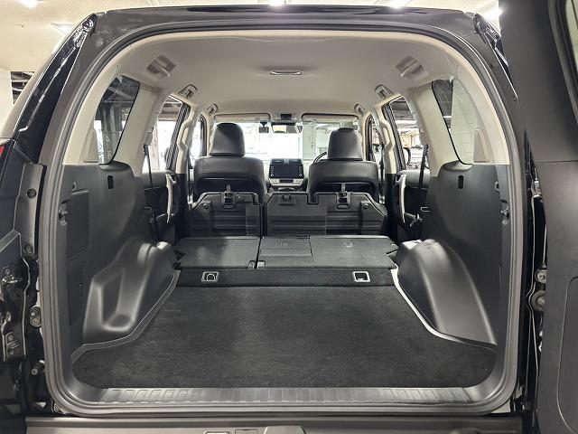 ランドクルーザープラド ＴＸ　Ｌパッケージ・ブラックエディション　特別仕様車／黒革／シートベンチレーション／パワーシート／純正９インチナビ／全方位カメラ／レーダークルコン／レーンキープアシスト／ＬＥＤヘッドライト／オートハイビーム／クリアランスソナー（64枚目）