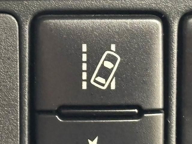 アクア Ｓスタイルブラック　ワンオーナー／衝突軽減ブレーキ／レーンキープアシスト／オートハイビーム／純正ナビ／バックカメラ／地デジ／オートライト／オートエアコン／スマートキー（8枚目）