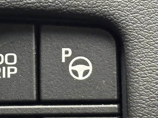 クラウンハイブリッド ＲＳアドバンス　サンルーフ／黒革／純正８型ナビ／全周囲／デジタルインナーミラー／追従クルコン／ＢＳＭ／パワーシート／シートヒーター／パーキングアシスト／オートハイビーム／ＬＥＤヘッドライト／ＥＴＣ／スマートキー（11枚目）