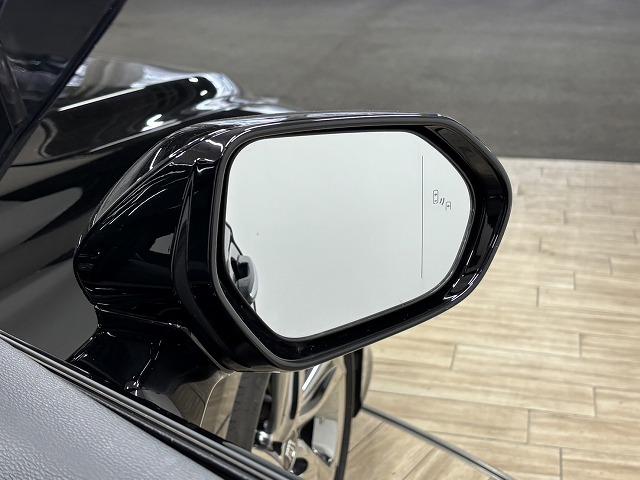 クラウンハイブリッド ＲＳアドバンス　サンルーフ／黒革／純正８型ナビ／全周囲／デジタルインナーミラー／追従クルコン／ＢＳＭ／パワーシート／シートヒーター／パーキングアシスト／オートハイビーム／ＬＥＤヘッドライト／ＥＴＣ／スマートキー（42枚目）