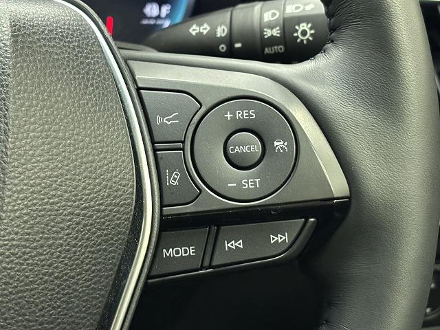 クラウンハイブリッド ＲＳアドバンス　サンルーフ／黒革／純正８型ナビ／全周囲／デジタルインナーミラー／追従クルコン／ＢＳＭ／パワーシート／シートヒーター／パーキングアシスト／オートハイビーム／ＬＥＤヘッドライト／ＥＴＣ／スマートキー（52枚目）