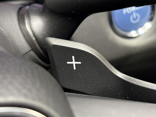 クラウンハイブリッド ＲＳアドバンス　サンルーフ／黒革／純正８型ナビ／全周囲／デジタルインナーミラー／追従クルコン／ＢＳＭ／パワーシート／シートヒーター／パーキングアシスト／オートハイビーム／ＬＥＤヘッドライト／ＥＴＣ／スマートキー（53枚目）