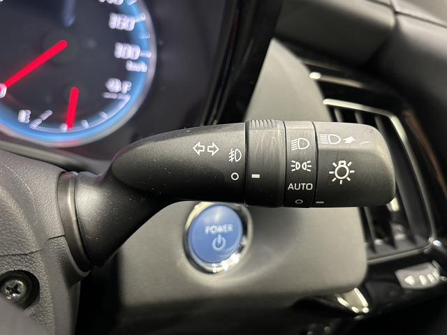 クラウンハイブリッド ＲＳアドバンス　サンルーフ／黒革／純正８型ナビ／全周囲／デジタルインナーミラー／追従クルコン／ＢＳＭ／パワーシート／シートヒーター／パーキングアシスト／オートハイビーム／ＬＥＤヘッドライト／ＥＴＣ／スマートキー（56枚目）