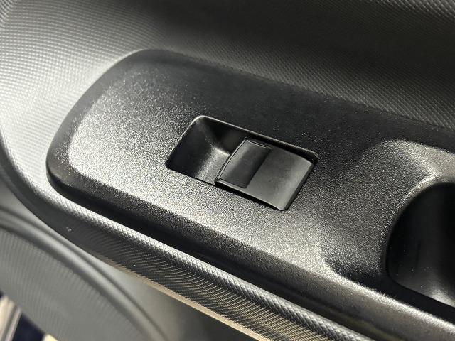 アクア Ｓスタイルブラック　後期／ワンオーナー／純正ナビ／地デジ／バックカメラ／衝突軽減ブレーキ／レーンキープアシスト／オートハイビーム／ＥＴＣ／スマートキー／プッシュスタート（45枚目）