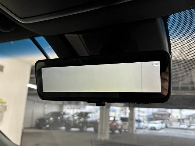 クラウンハイブリッド ＲＳ　Ａｄｖａｎｃｅ　黒革シート／純正８インチナビ／地デジ／バックカメラ／レーダークルコン／レーンキープアシスト／デジタルインナーミラー／オートハイビーム／ＬＥＤヘッドライト／ＢＳＭ／ＥＴＣ／パワーシート（7枚目）