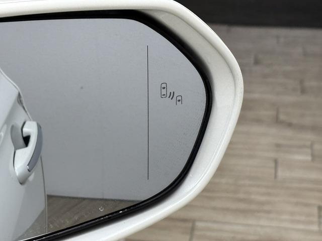 クラウンハイブリッド ＲＳ　Ａｄｖａｎｃｅ　黒革シート／純正８インチナビ／地デジ／バックカメラ／レーダークルコン／レーンキープアシスト／デジタルインナーミラー／オートハイビーム／ＬＥＤヘッドライト／ＢＳＭ／ＥＴＣ／パワーシート（43枚目）