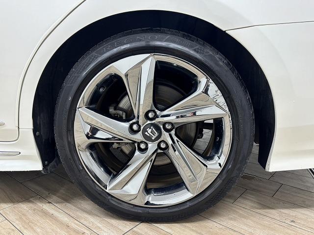 クラウンハイブリッド ＲＳ　Ａｄｖａｎｃｅ　黒革シート／純正８インチナビ／地デジ／バックカメラ／レーダークルコン／レーンキープアシスト／デジタルインナーミラー／オートハイビーム／ＬＥＤヘッドライト／ＢＳＭ／ＥＴＣ／パワーシート（56枚目）