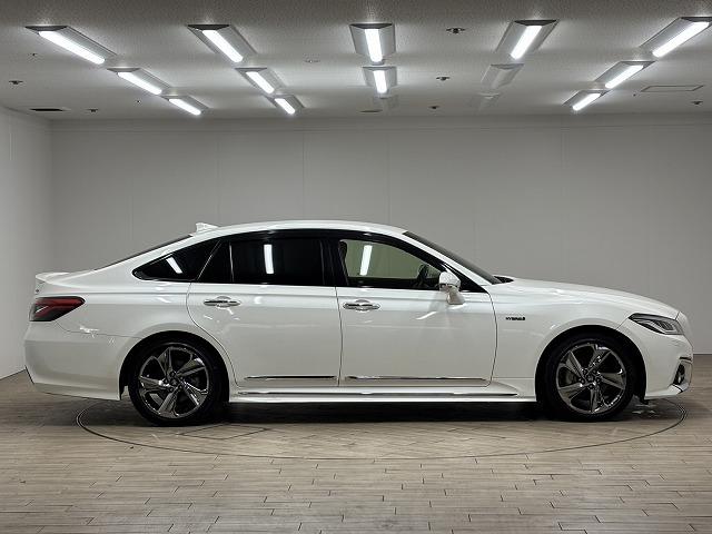 クラウンハイブリッド ＲＳ　Ａｄｖａｎｃｅ　黒革シート／純正８インチナビ／地デジ／バックカメラ／レーダークルコン／レーンキープアシスト／デジタルインナーミラー／オートハイビーム／ＬＥＤヘッドライト／ＢＳＭ／ＥＴＣ／パワーシート（64枚目）