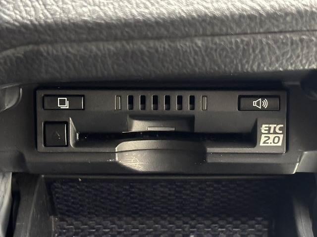 マークＸ ２５０Ｇ　純正ナビ地デジ／Ｂｌｕｅｔｏｏｔｈ／バックカメラ／追従クルコン／衝突軽減／パワーシート／クリアランスソナー／ＨＩＤヘッドライト／ＥＴＣ／スマートキー／オートエアコン／オートライト／純正１６インチＡＷ（12枚目）