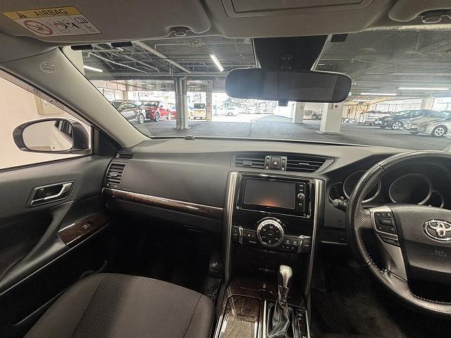 マークＸ ２５０Ｇ　純正ナビ地デジ／Ｂｌｕｅｔｏｏｔｈ／バックカメラ／追従クルコン／衝突軽減／パワーシート／クリアランスソナー／ＨＩＤヘッドライト／ＥＴＣ／スマートキー／オートエアコン／オートライト／純正１６インチＡＷ（42枚目）