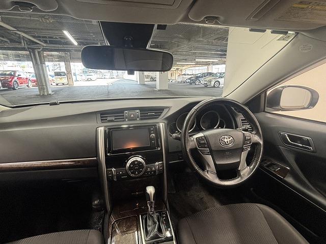 マークＸ ２５０Ｇ　純正ナビ地デジ／Ｂｌｕｅｔｏｏｔｈ／バックカメラ／追従クルコン／衝突軽減／パワーシート／クリアランスソナー／ＨＩＤヘッドライト／ＥＴＣ／スマートキー／オートエアコン／オートライト／純正１６インチＡＷ（43枚目）