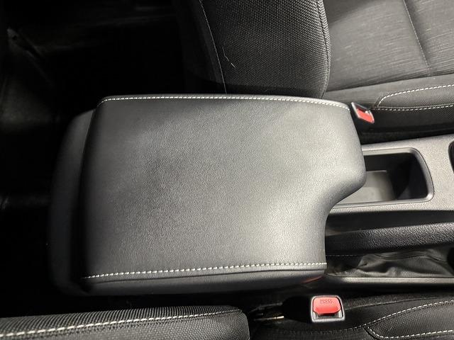 ハイラックス Ｚ　ブラックラリーエディション　ワンオーナー／キャノピー／レーダークルコン／レーンキープアシスト／ダウンヒルアシスト／リアデフロック／純正ナビ／地デジ／バックカメラ／ＬＥＤヘッドライト／スマートキー（38枚目）