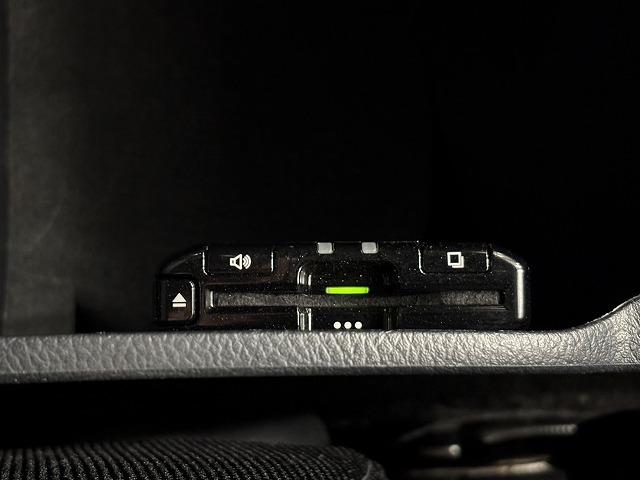 ハイラックス Ｚ　ブラックラリーエディション　ワンオーナー／キャノピー／レーダークルコン／レーンキープアシスト／ダウンヒルアシスト／リアデフロック／純正ナビ／地デジ／バックカメラ／ＬＥＤヘッドライト／スマートキー（40枚目）