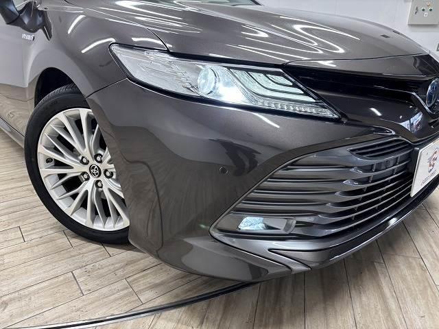 カムリ Ｇレザーパッケージ　純正９インチナビ／地デジ／バックカメラ／トヨタセーフティー／レーダークルコン／レーンキープアシスト／パワーシート／シートヒーター／ＬＥＤヘッドライト／オートハイビーム／ＥＴＣ／ＢＳＭ／スマートキー（20枚目）