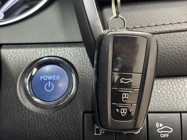 カムリ Ｇレザーパッケージ　純正９インチナビ／地デジ／バックカメラ／トヨタセーフティー／レーダークルコン／レーンキープアシスト／パワーシート／シートヒーター／ＬＥＤヘッドライト／オートハイビーム／ＥＴＣ／ＢＳＭ／スマートキー（58枚目）