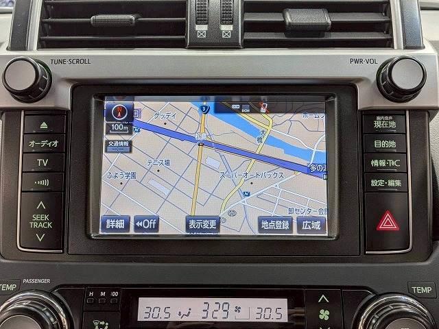 ランドクルーザープラド TX ワンオーナー/サンルーフ/ブラックルーフレール/純正ナビ/地デジ/バックカメラ/センターデフロック/ダウンヒルアシスト/ETC/LEDヘッドライト/オートライト/ヘッドライトウォッシャー/スマートキー(3枚目)