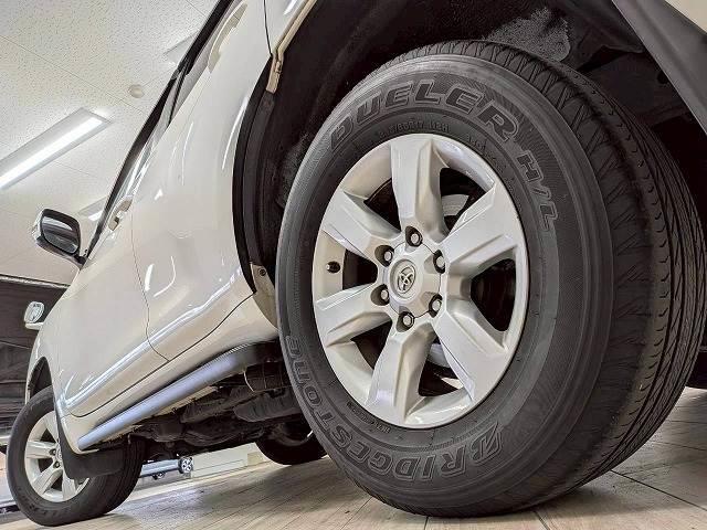 ランドクルーザープラド TX ワンオーナー/サンルーフ/ブラックルーフレール/純正ナビ/地デジ/バックカメラ/センターデフロック/ダウンヒルアシスト/ETC/LEDヘッドライト/オートライト/ヘッドライトウォッシャー/スマートキー(19枚目)