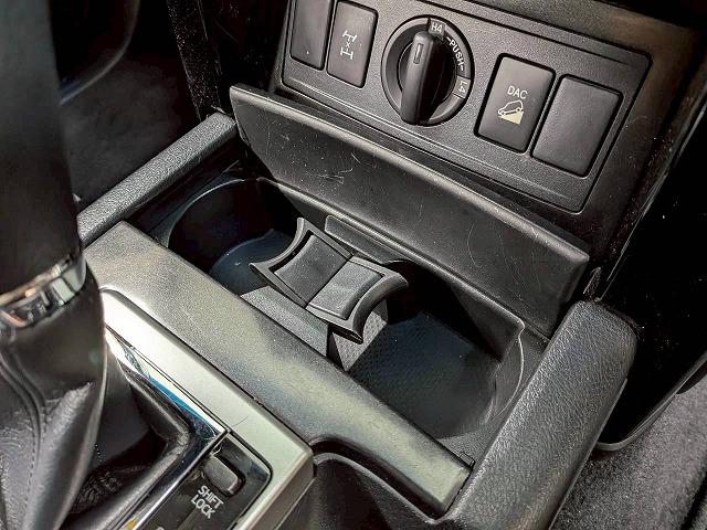 ランドクルーザープラド TX ワンオーナー/サンルーフ/ブラックルーフレール/純正ナビ/地デジ/バックカメラ/センターデフロック/ダウンヒルアシスト/ETC/LEDヘッドライト/オートライト/ヘッドライトウォッシャー/スマートキー(57枚目)