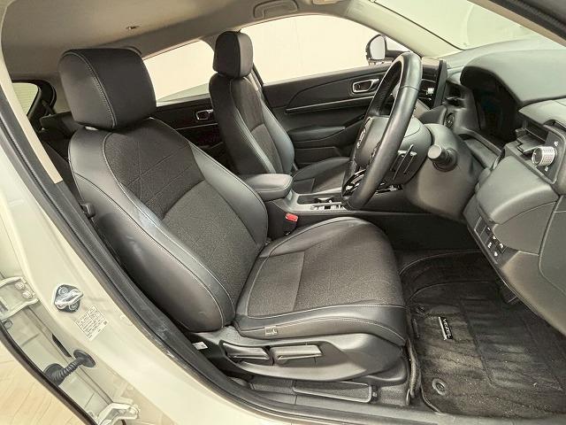 ヴェゼル e:HEV Z 純正9インチナビ/地デジ/バックカメラ/レーダークルコン/レーンキープアシスト/パワーバックドア/ダウンヒルアシスト/シートヒーター/クリアランスソナー/BSM/ETC/電動パーキングブレーキ(24枚目)