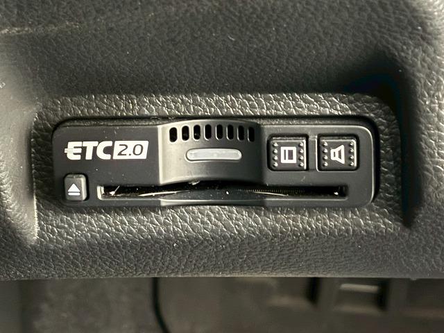 ヴェゼル e:HEV Z 純正9インチナビ/地デジ/バックカメラ/レーダークルコン/レーンキープアシスト/パワーバックドア/ダウンヒルアシスト/シートヒーター/クリアランスソナー/BSM/ETC/電動パーキングブレーキ(32枚目)