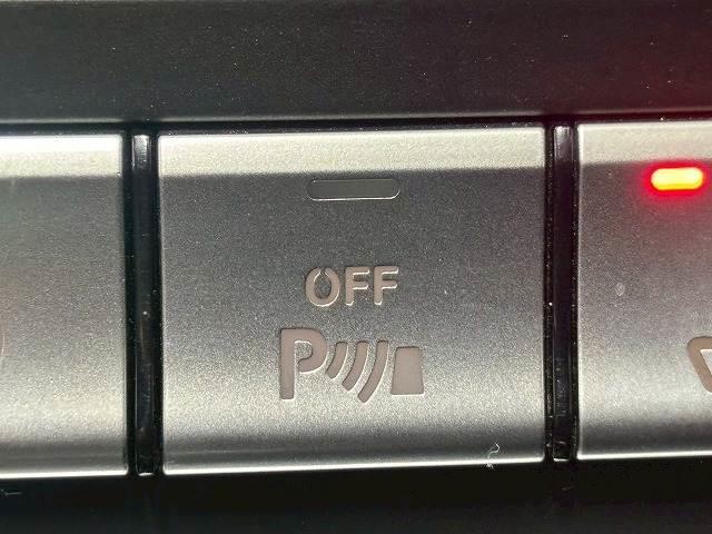 Gクラス G350d ラグジュアリーパッケージ サンルーフ/黒革/純正8型ナビ地デジ/バックカメラ/ラグジュアリーパッケージ/パワーシート/シートヒーター/追従クルコン/BSM/ETC/スマートキー/アイドリングストップ/クリアランスソナー(12枚目)