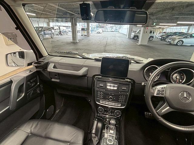 Gクラス G350d ラグジュアリーパッケージ サンルーフ/黒革/純正8型ナビ地デジ/バックカメラ/ラグジュアリーパッケージ/パワーシート/シートヒーター/追従クルコン/BSM/ETC/スマートキー/アイドリングストップ/クリアランスソナー(23枚目)