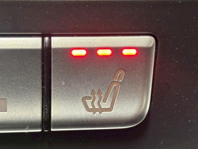 Gクラス G350d ラグジュアリーパッケージ サンルーフ/黒革/純正8型ナビ地デジ/バックカメラ/ラグジュアリーパッケージ/パワーシート/シートヒーター/追従クルコン/BSM/ETC/スマートキー/アイドリングストップ/クリアランスソナー(42枚目)